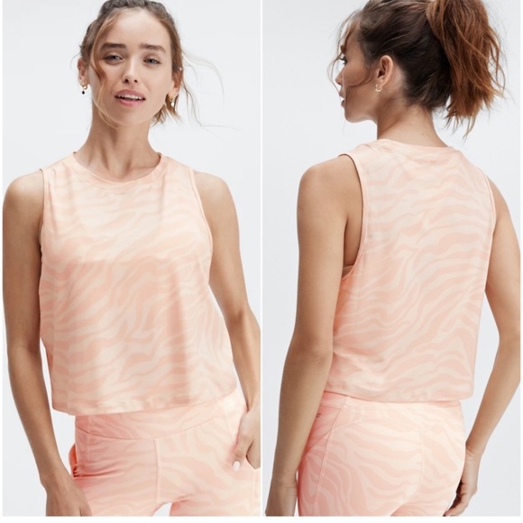 NWT Fabletics Blake Dry-Flex Muscle Tank Size X-Large - Picture 2 of 10